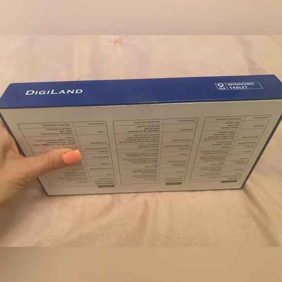 DigiLand Windows Tablet. DL801W. Brand new in box. - Picture 3 of 3